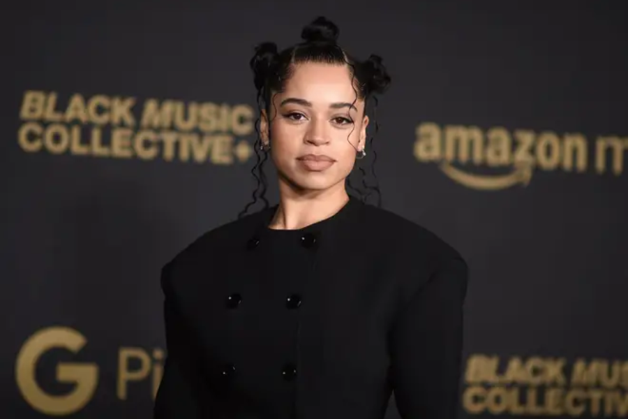 Ella Mai Age, Career, Family, Net Worth, Height, Bio 2024